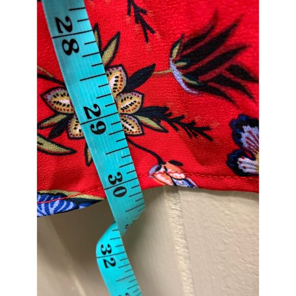 Chelsea & Theodore Crossover Woven Top Long Sleeve Red Floral V Neck Size M NWT - Picture 6 of 6